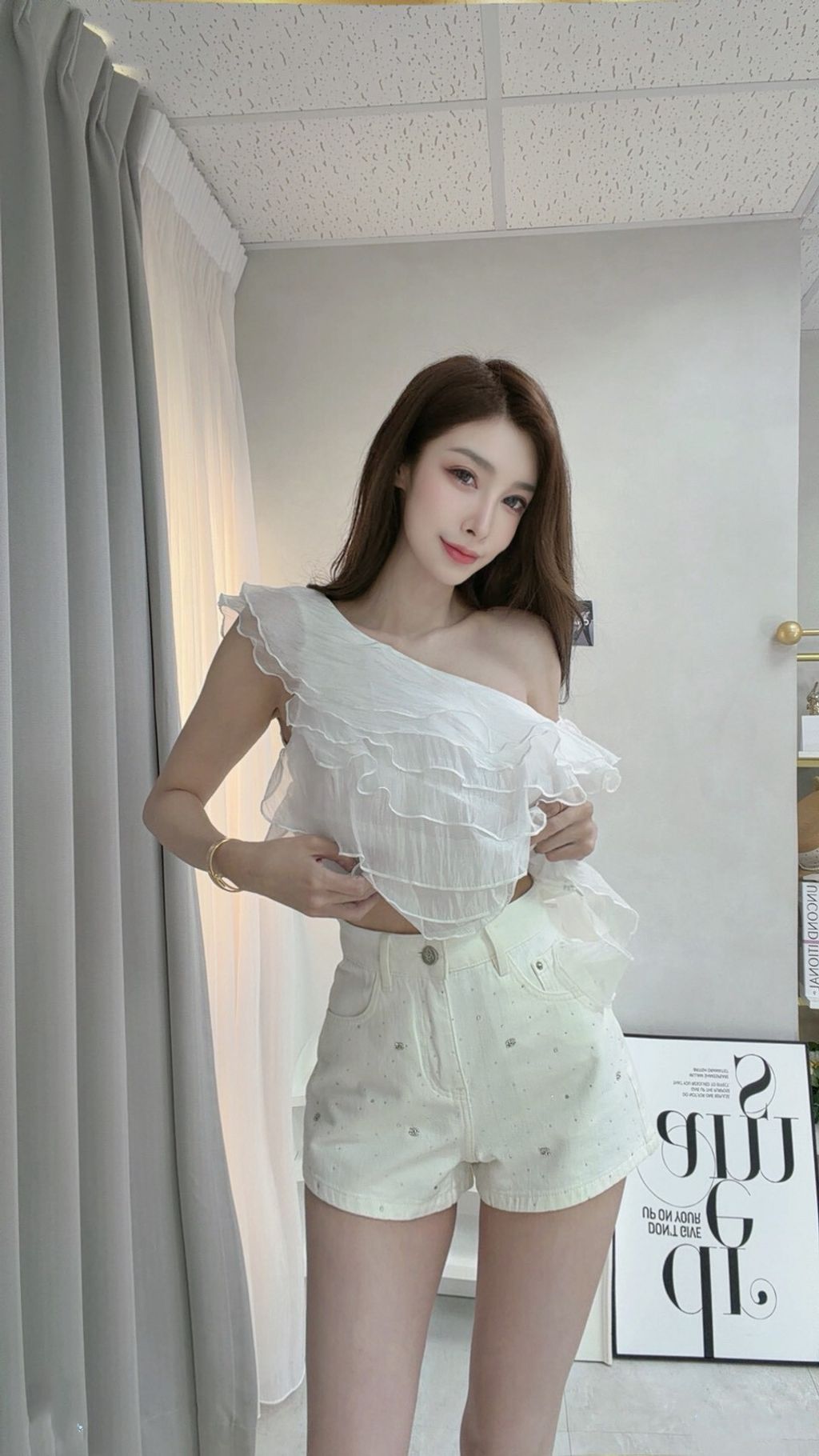 LINE_ALBUM_直播_260529_25