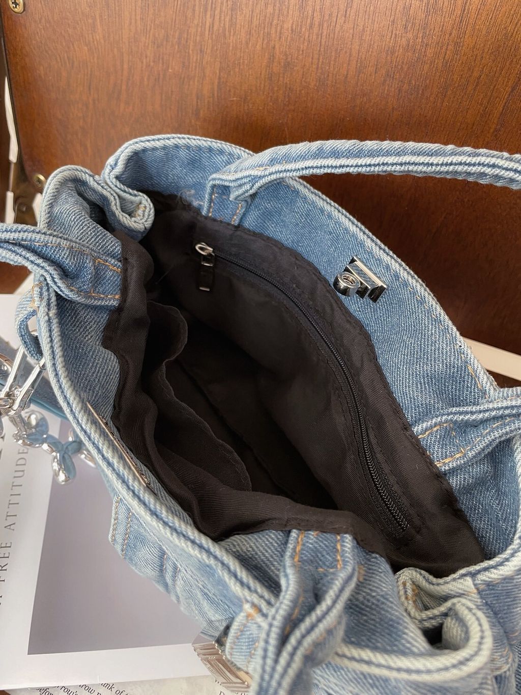 LINE_ALBUM_202649_260604_31