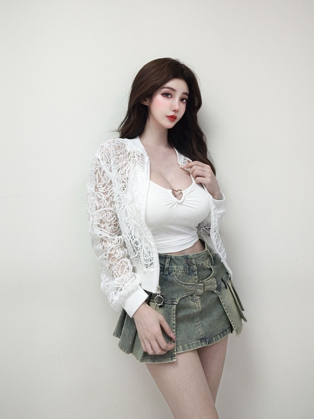 LINE_ALBUM_202679_260713_43