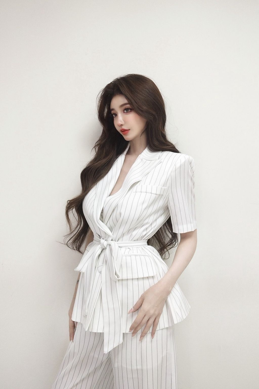 LINE_ALBUM_202686_260807_3