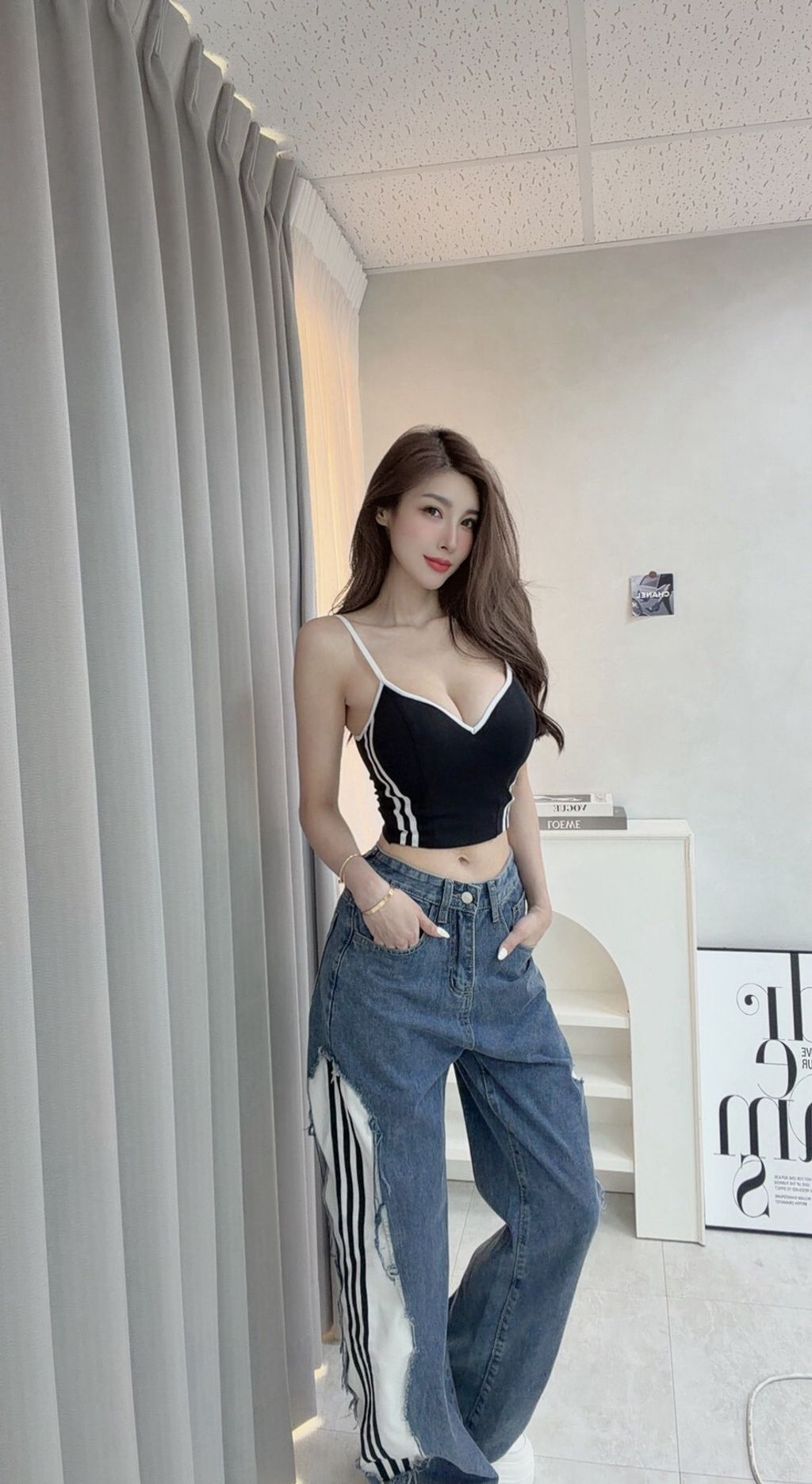 LINE_ALBUM_直播_260828_10
