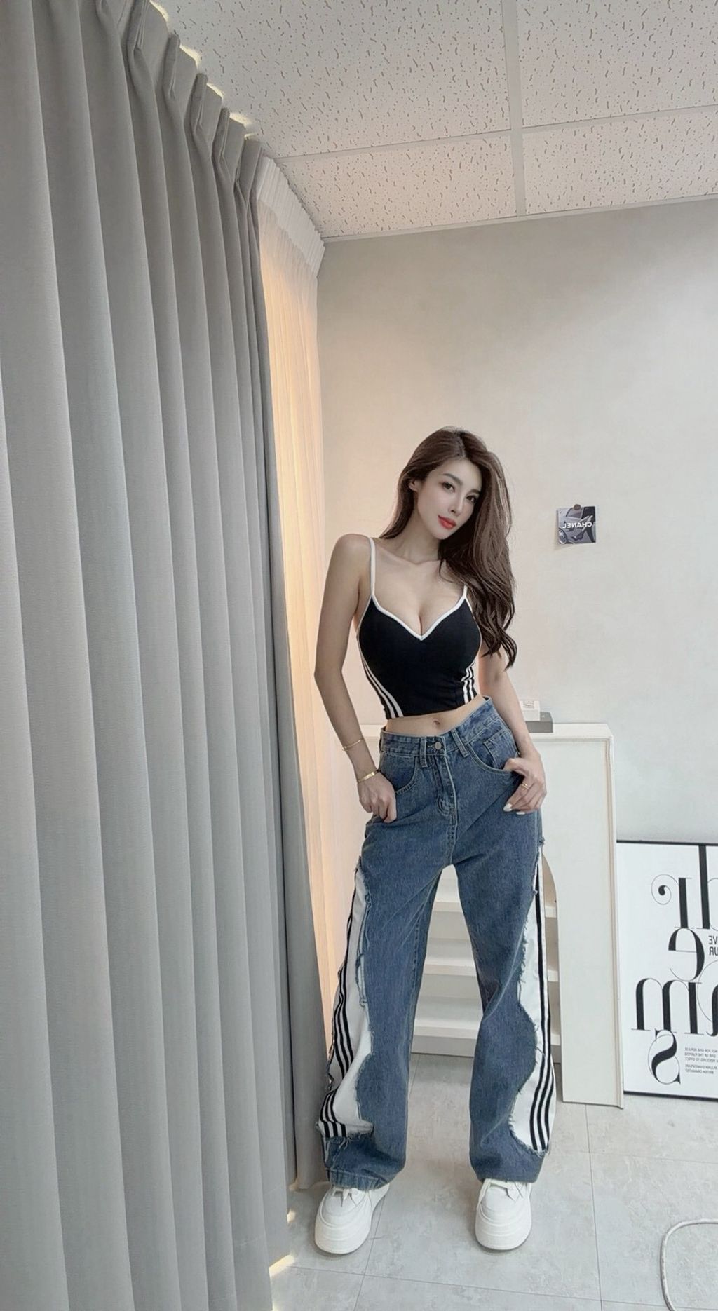 LINE_ALBUM_直播_260828_11