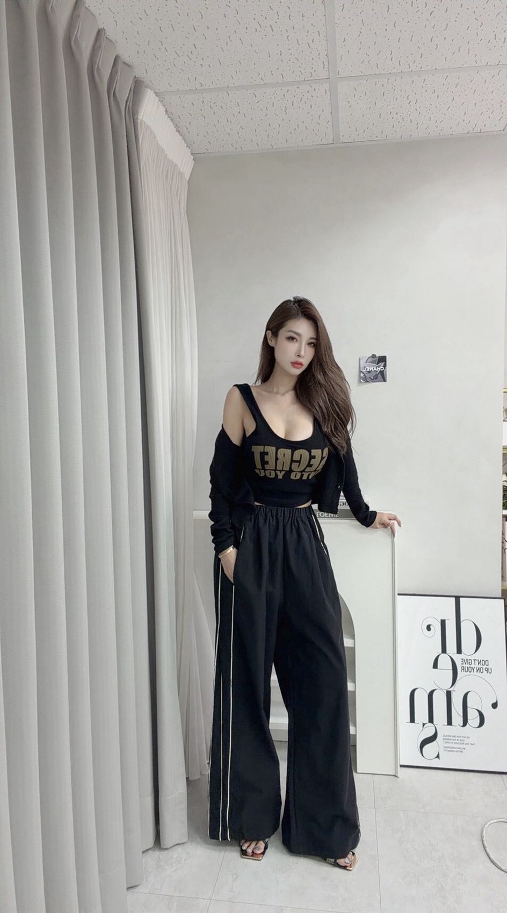 LINE_ALBUM_直播_260904_10