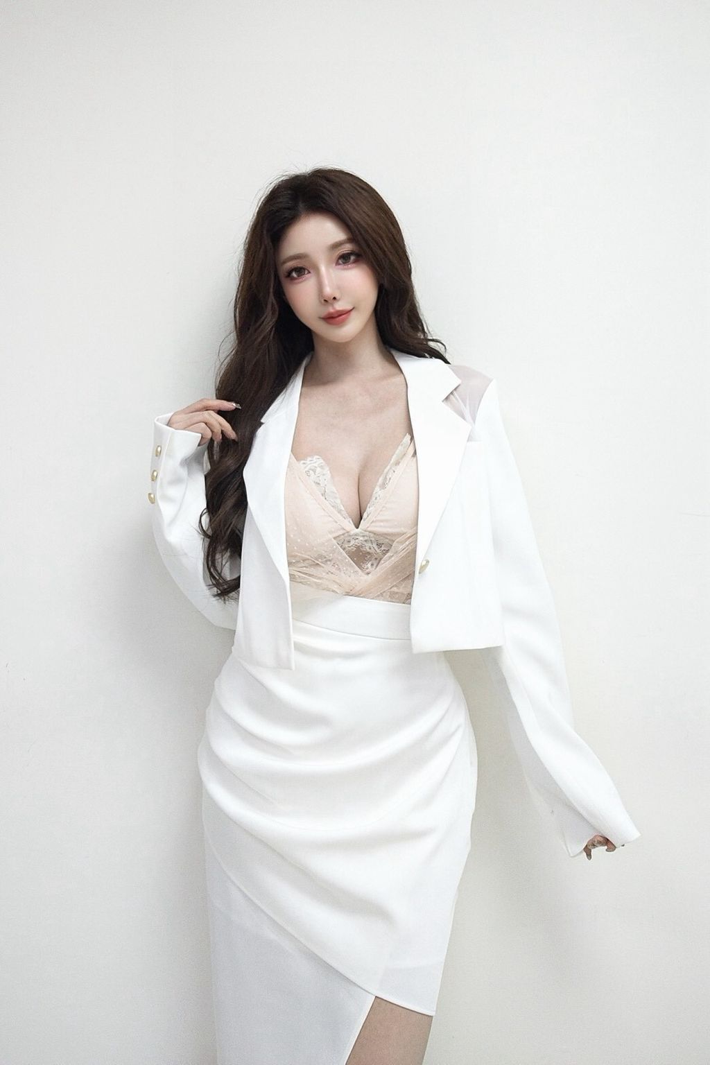 LINE_ALBUM_2026910_260911_17