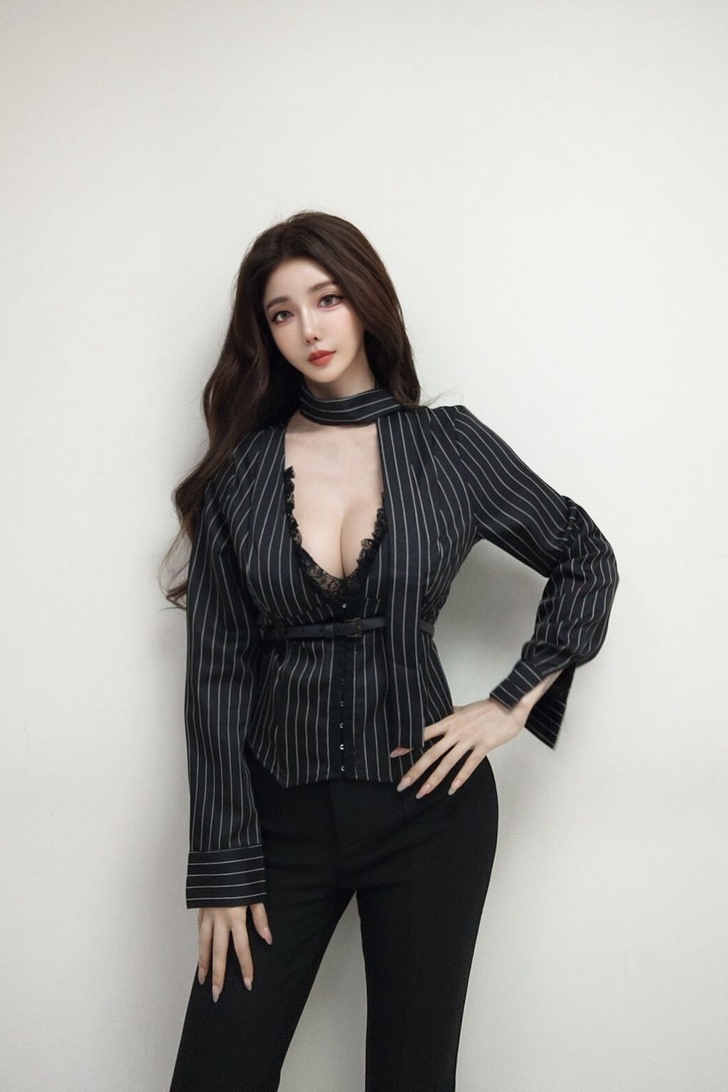 LINE_ALBUM_2026101_261002_23