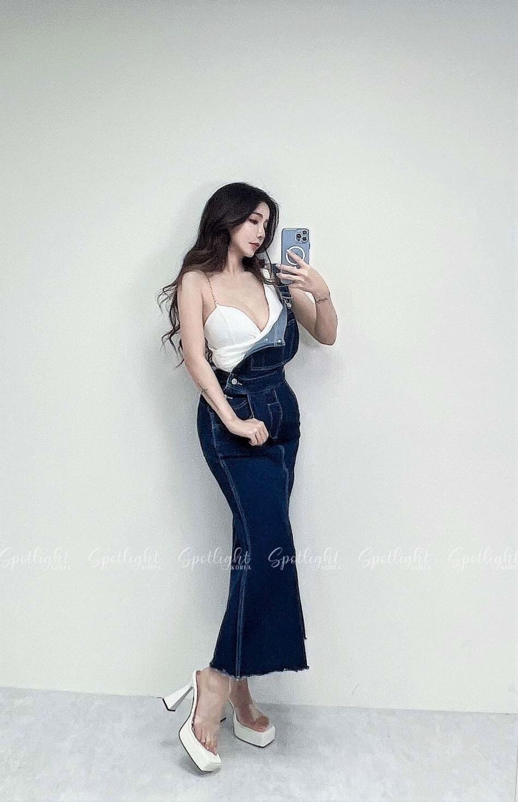 LINE_ALBUM_202459_240510_57