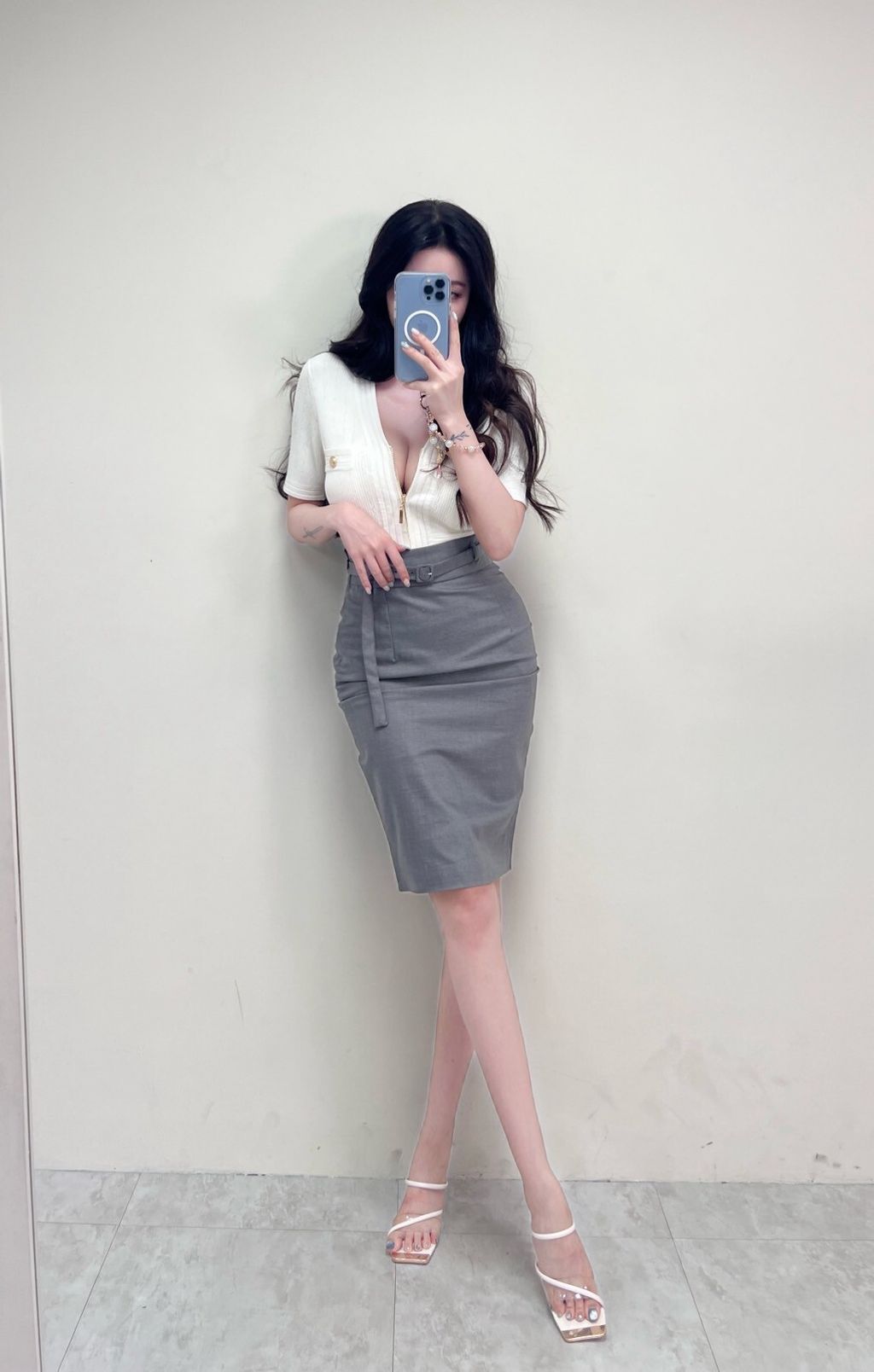 LINE_ALBUM_202587_250808_8