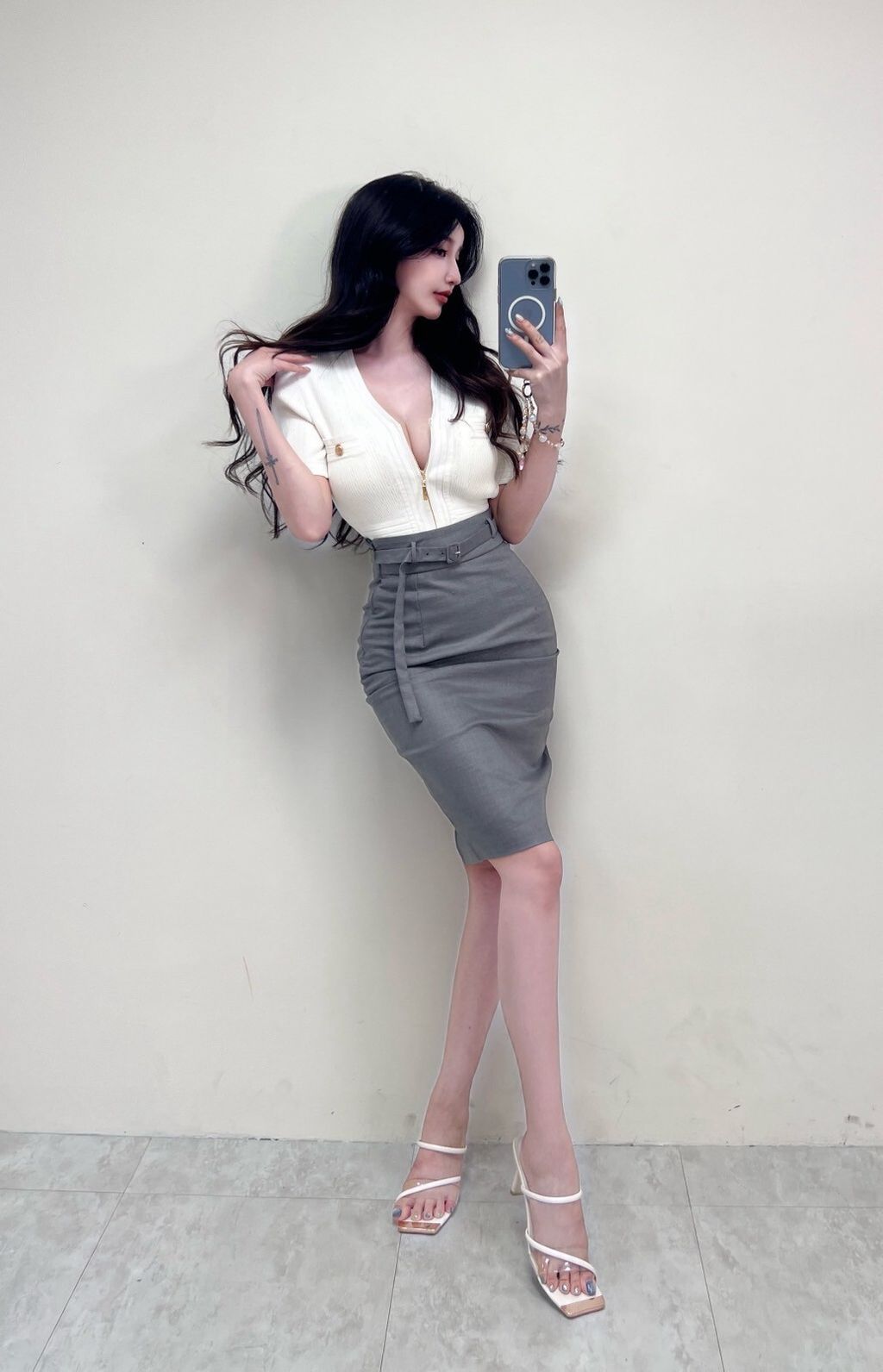 LINE_ALBUM_202587_250808_9