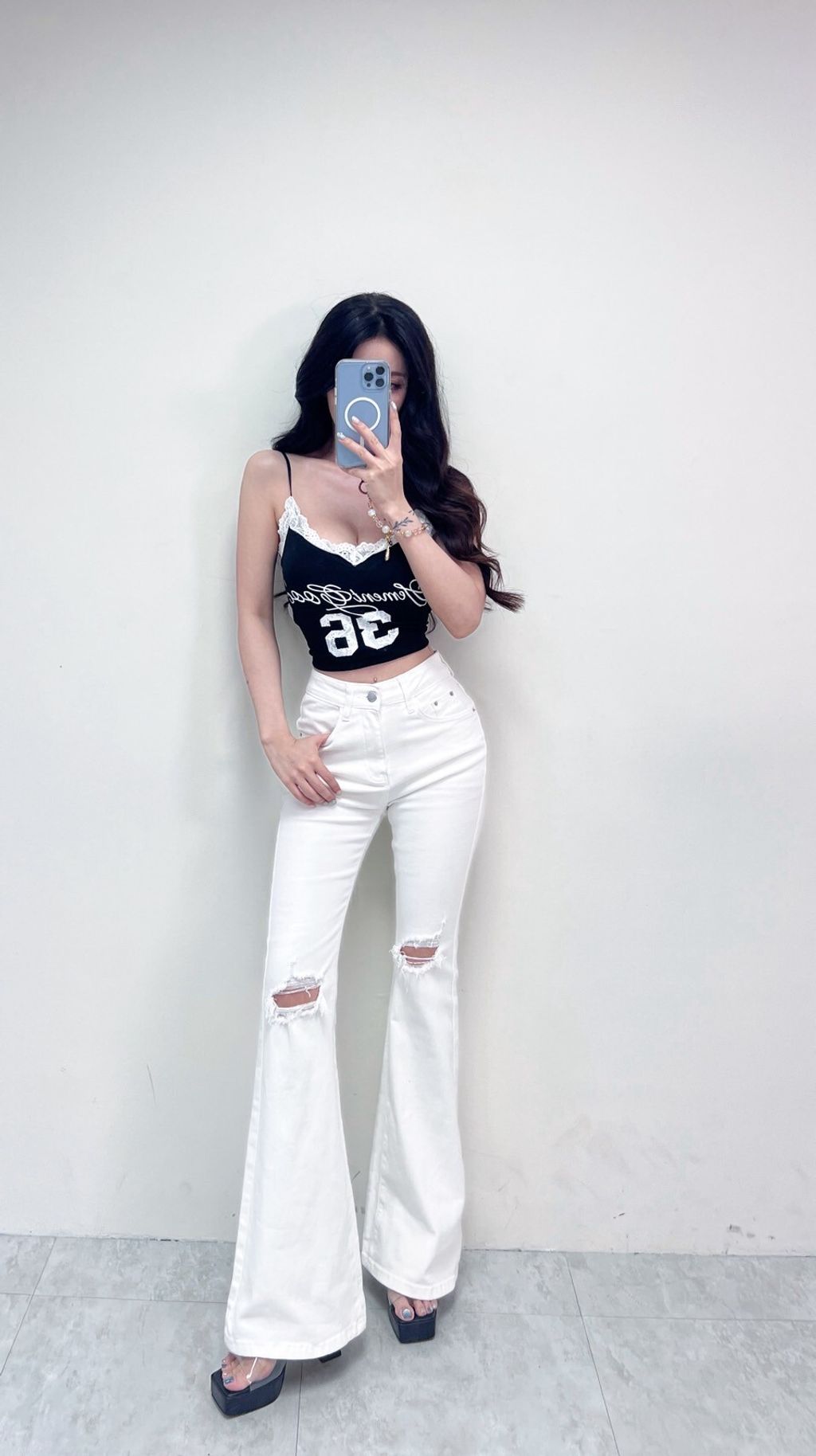 LINE_ALBUM_202587_250808_14