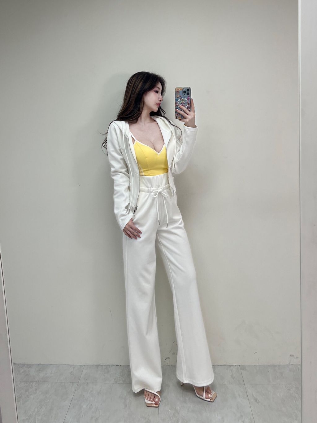 LINE_ALBUM_2025109_251013_5