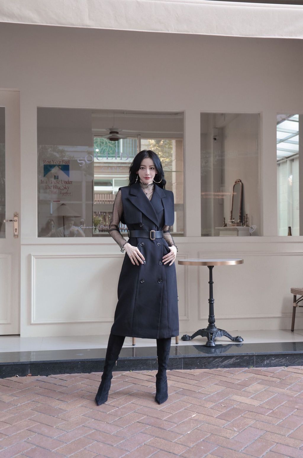 I23-1重磅風衣外套黑