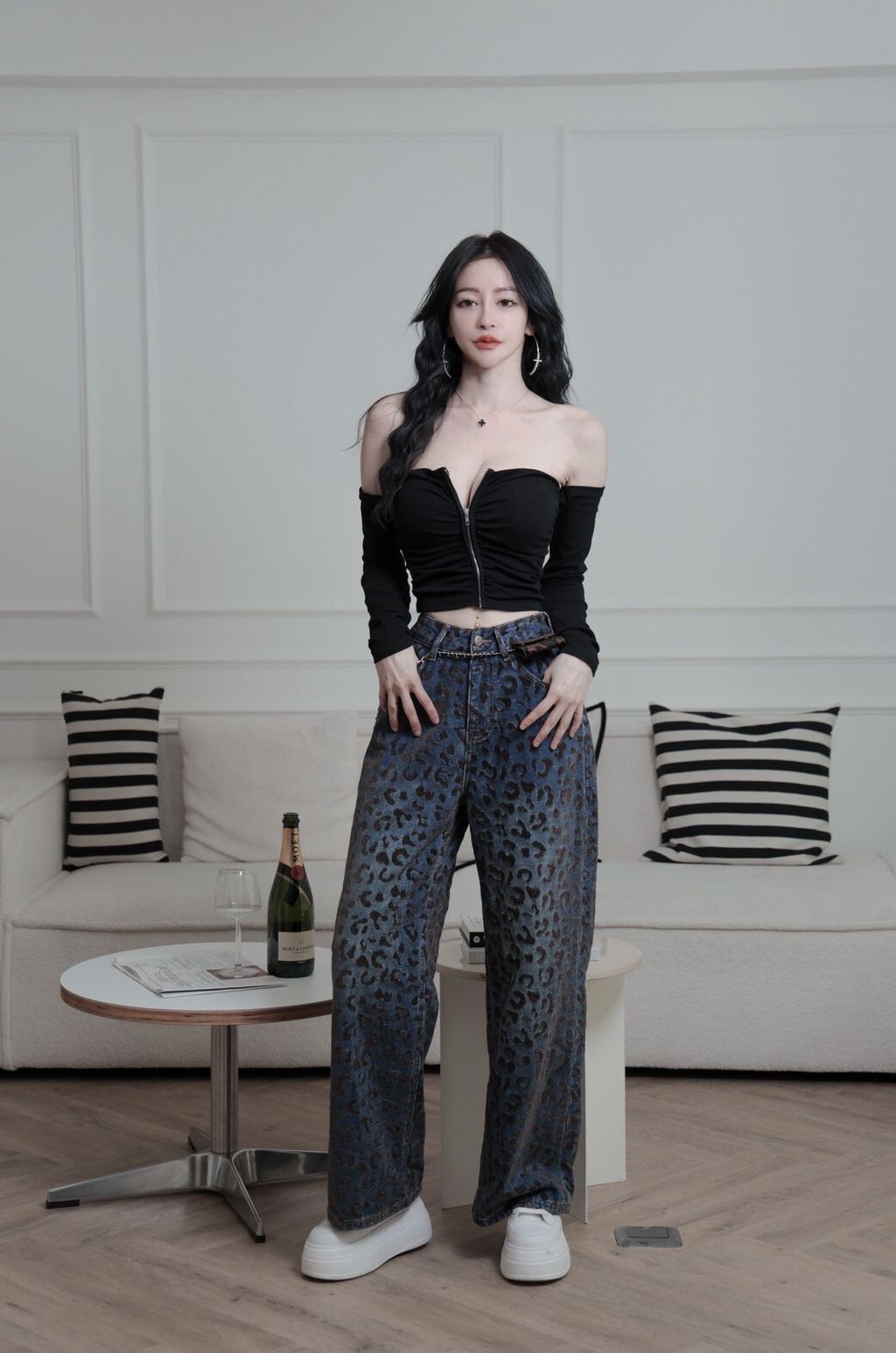 I09-1一字拉鍊黑