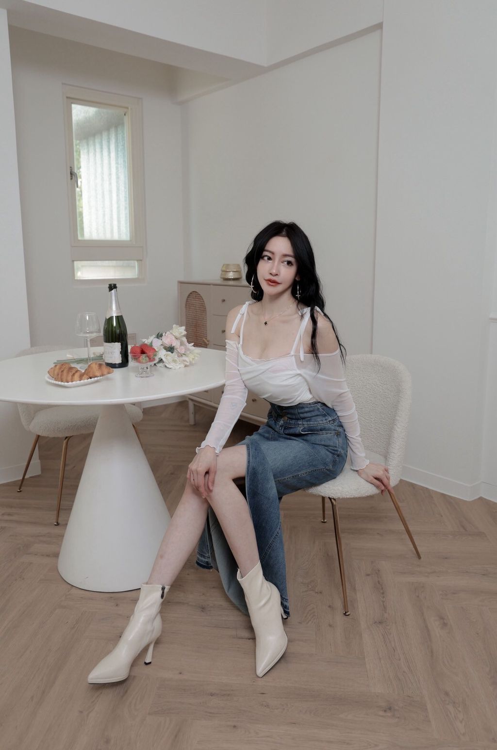 I02-1一字柔紗白