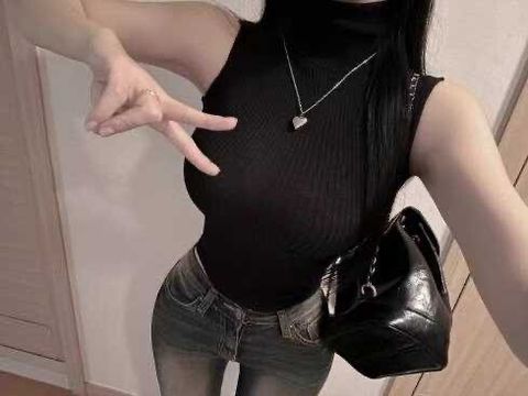 LINE_ALBUM_980(沒有罩杯_251111_1