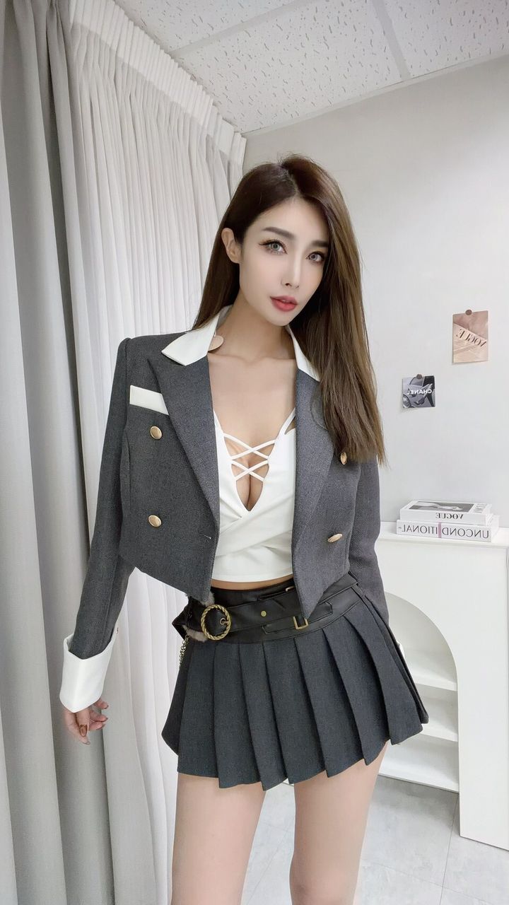 LINE_ALBUM_補_251128_23