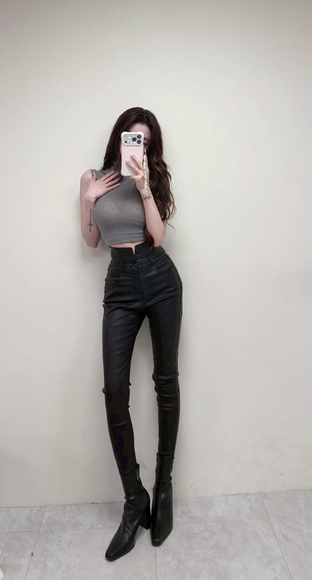 LINE_ALBUM_2025.12.12_251212_12