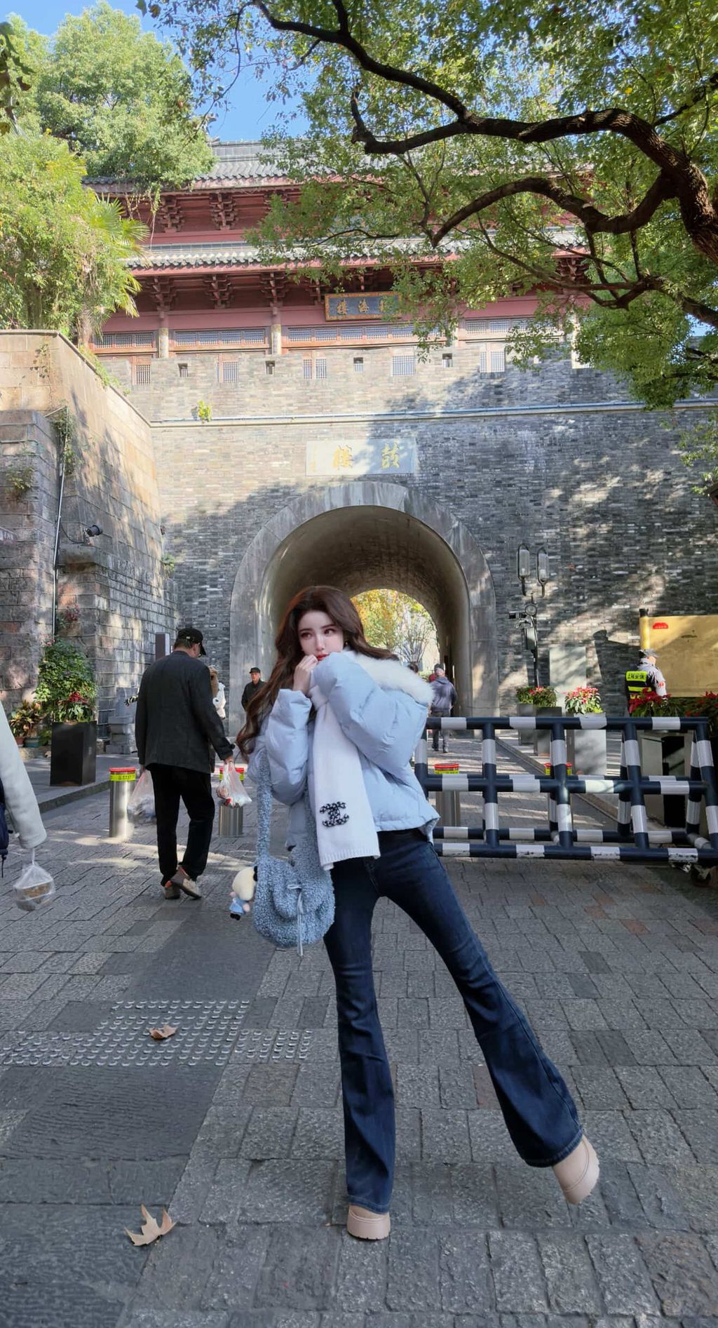 131A343D-D250-442B-887C-B4CAB36F23B5