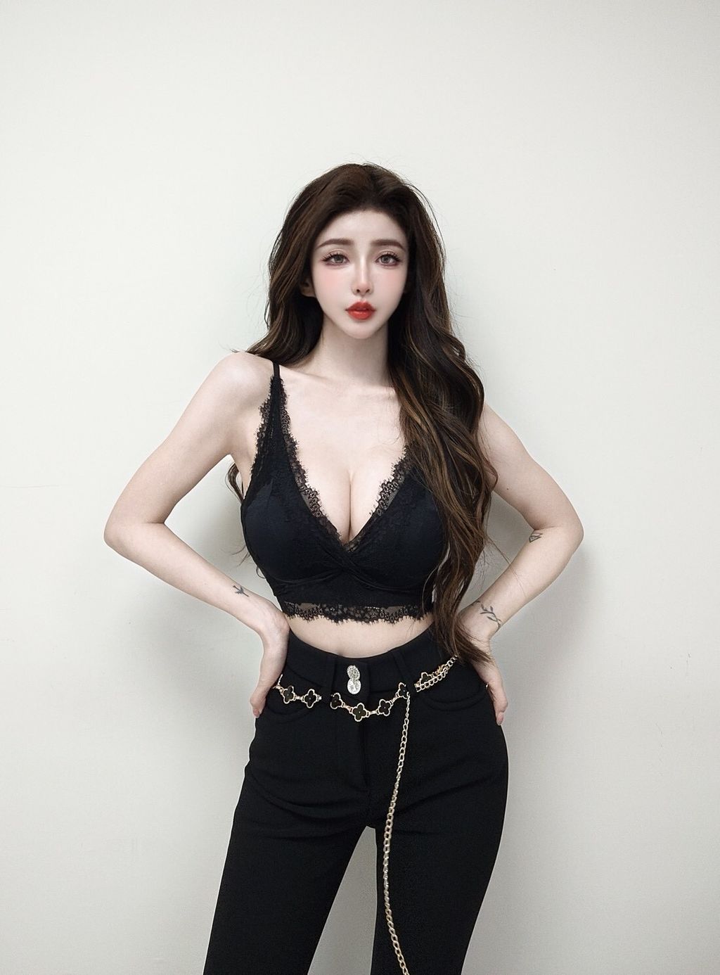 LINE_ALBUM_2026122_260123_52