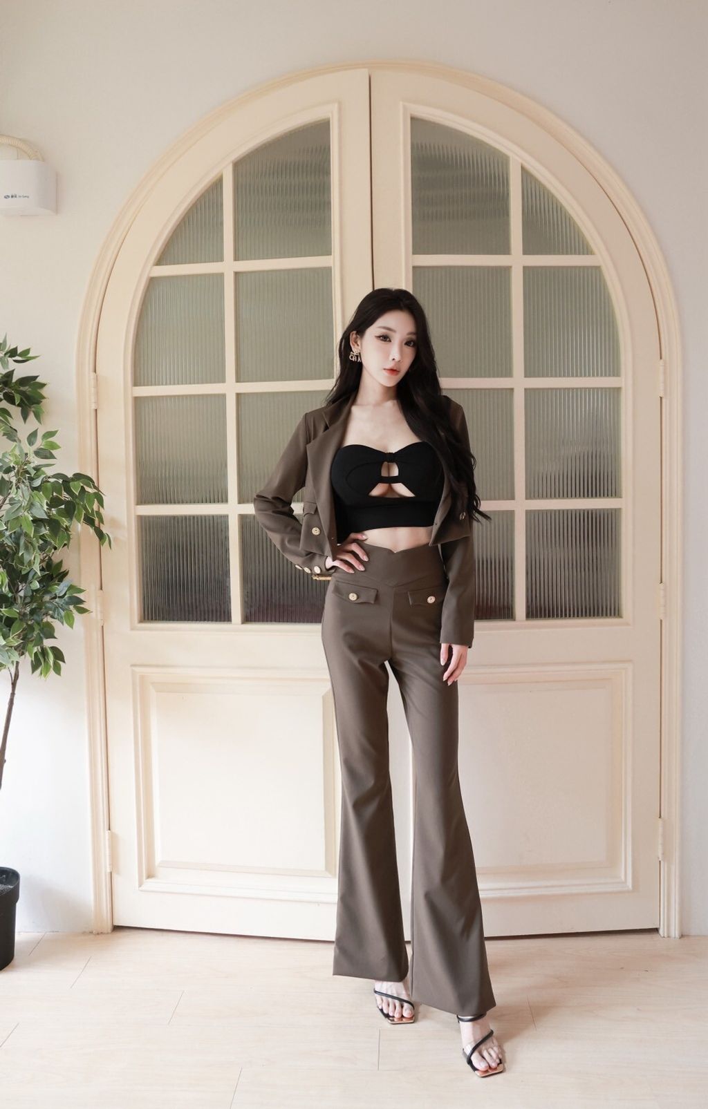 LINE_ALBUM_202629_260212_11