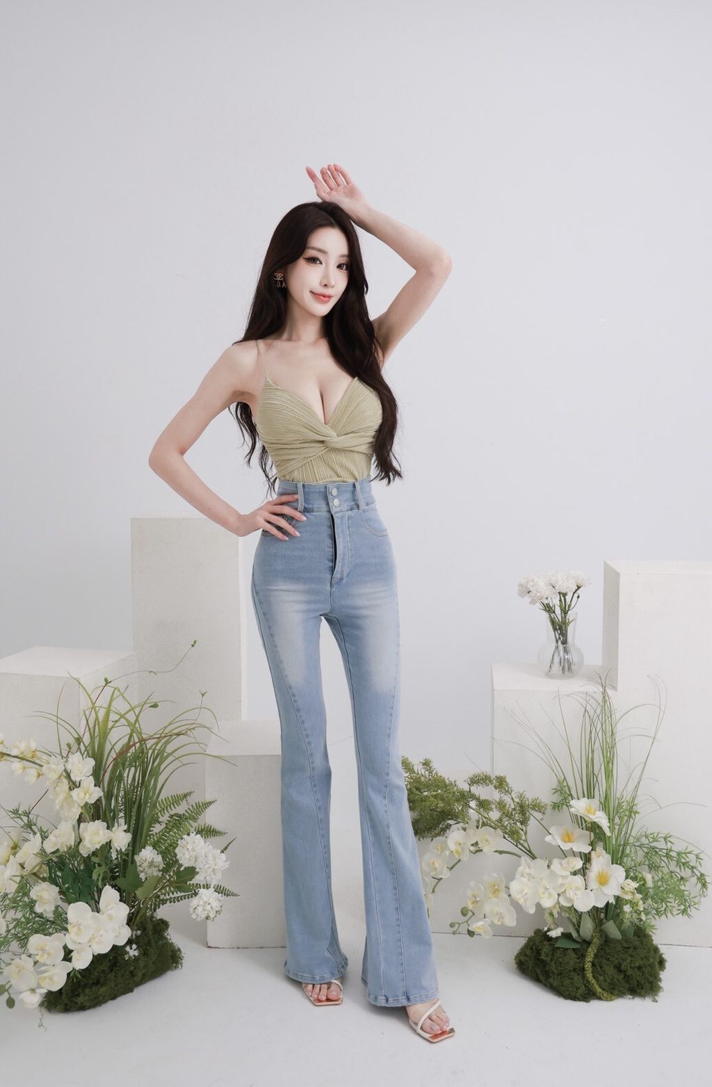 LINE_ALBUM_202629_260212_16