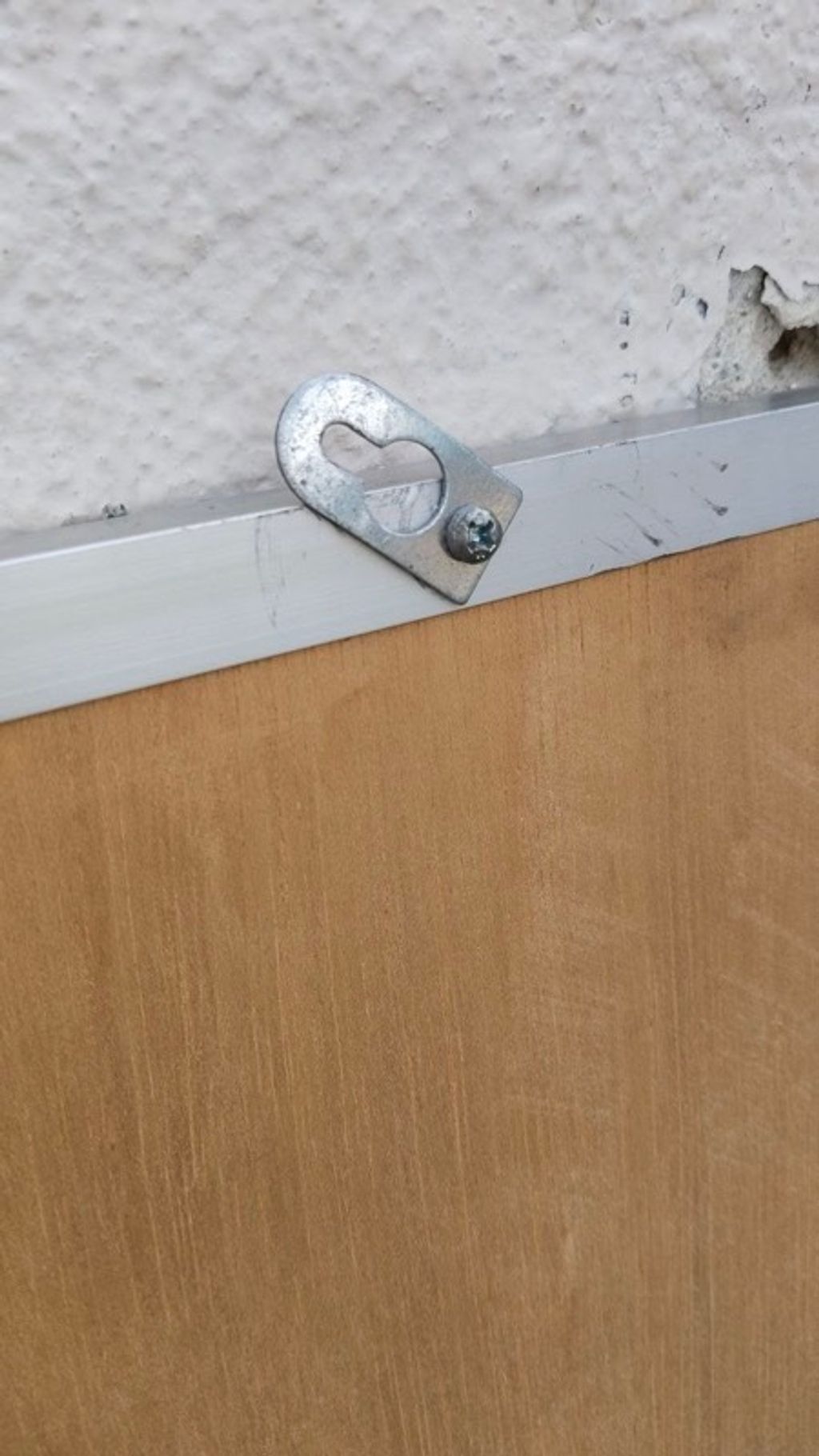 B856-9