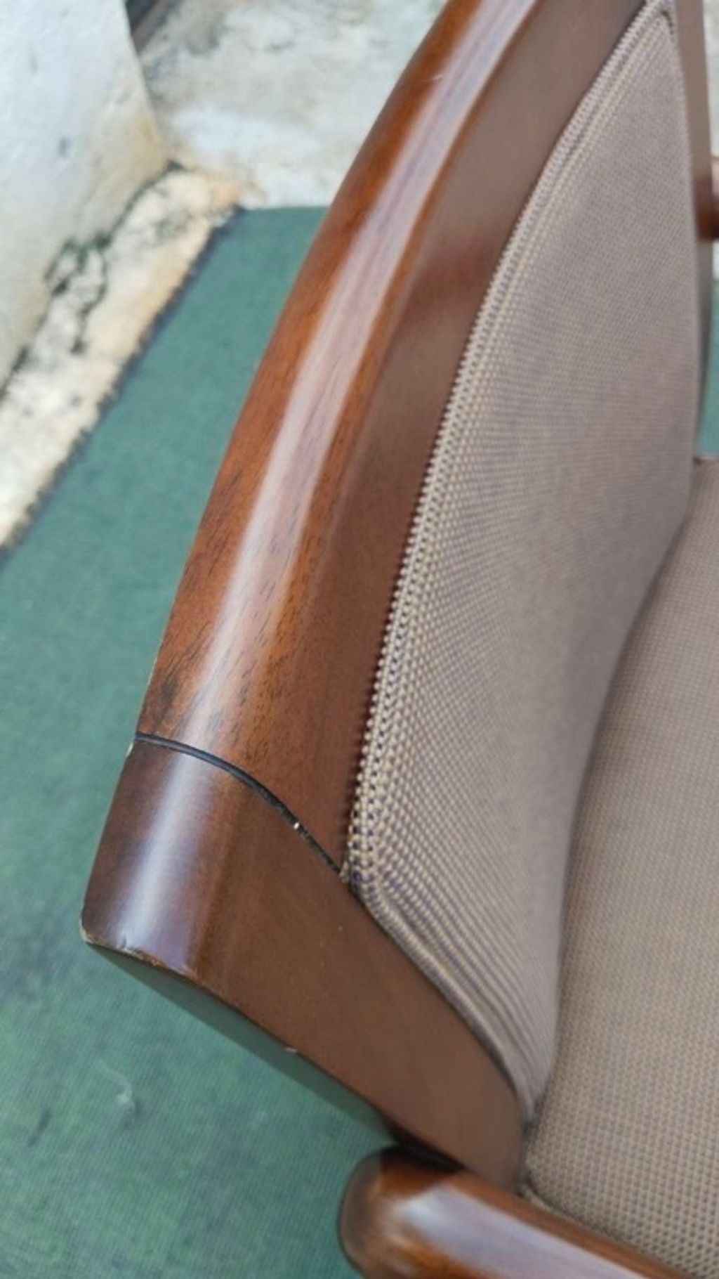 YE43AJ-8