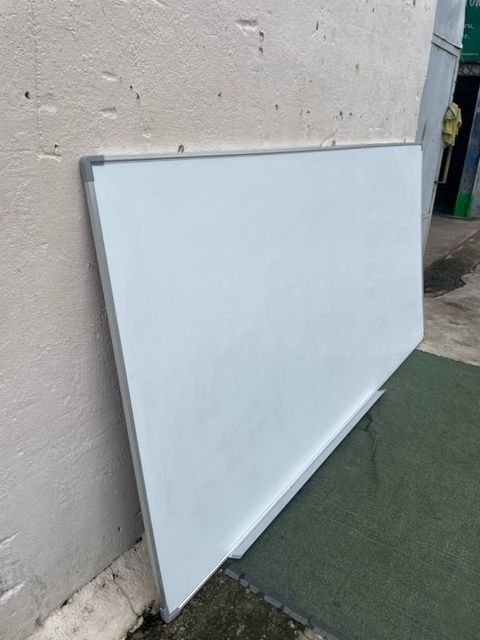 YE43BB-1