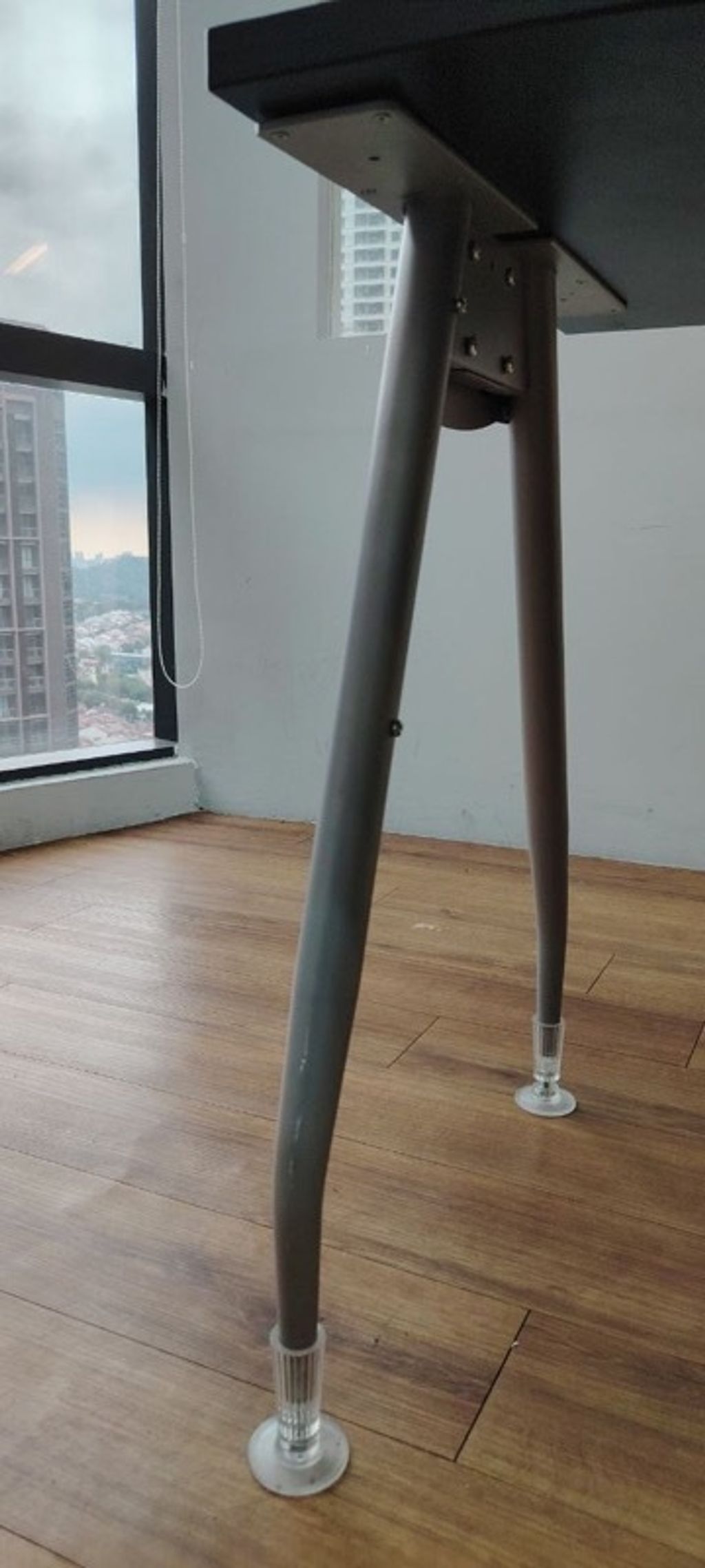 YE73AR-8