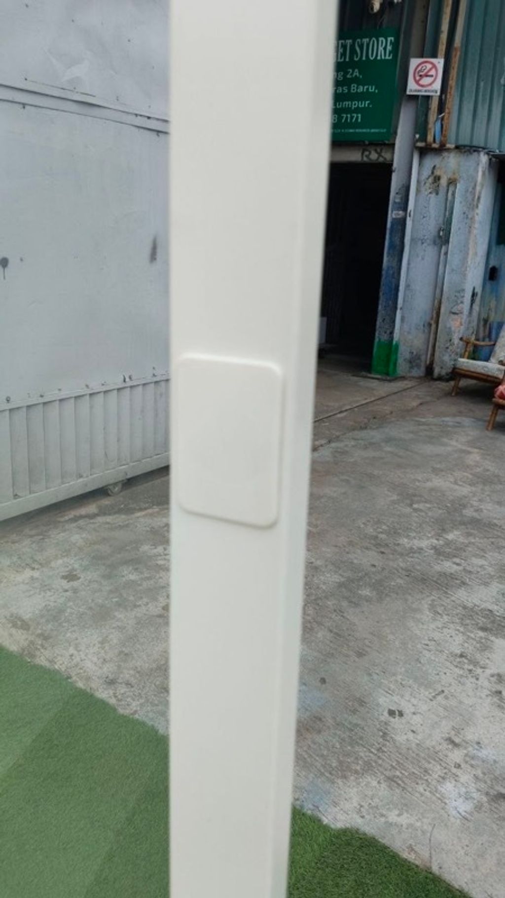 YF04B-13