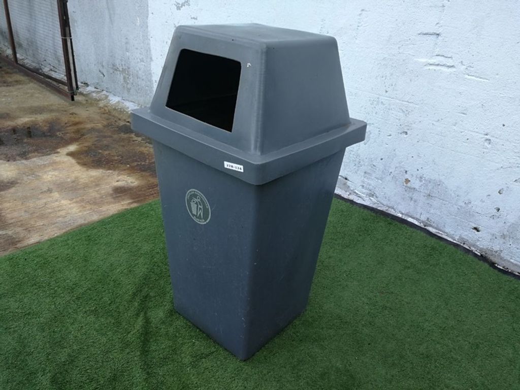 R83-K-2.jpg