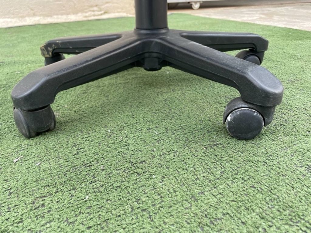 YB32R-8
