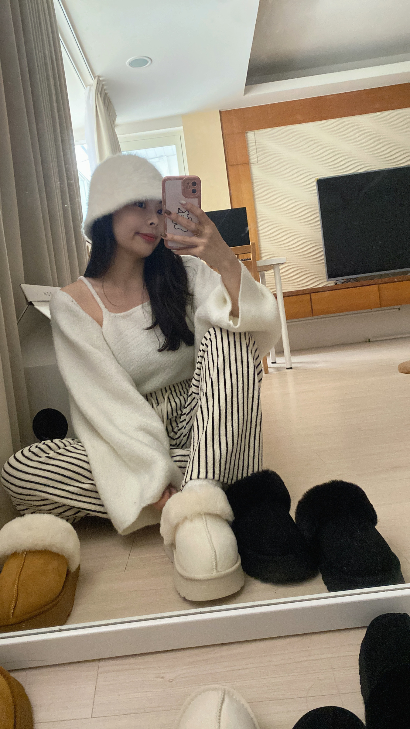 AEBAEF70-872C-4F32-948C-4D1B65544D65