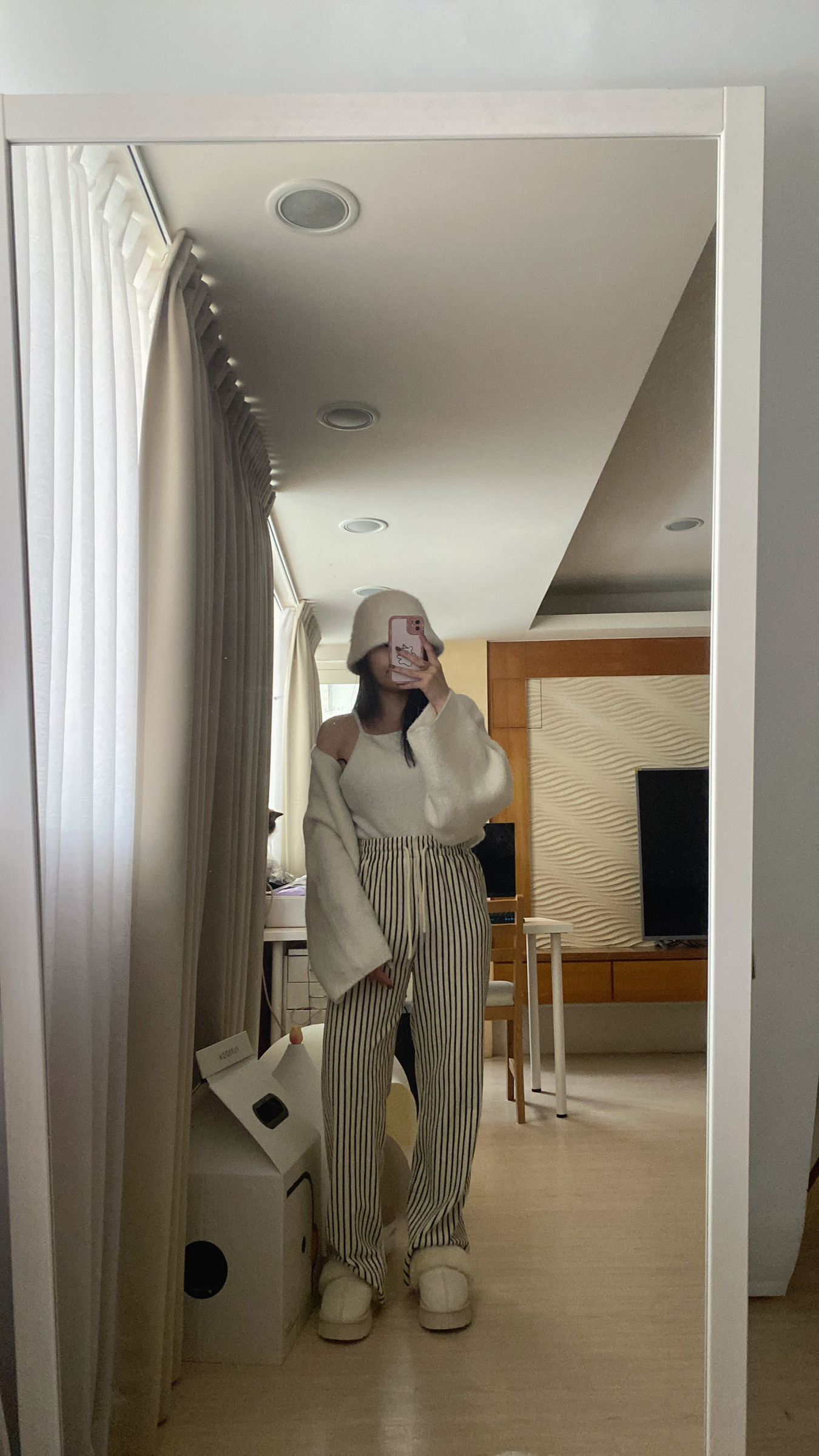 F45A16CD-002A-44CE-8142-399291C7D0A5