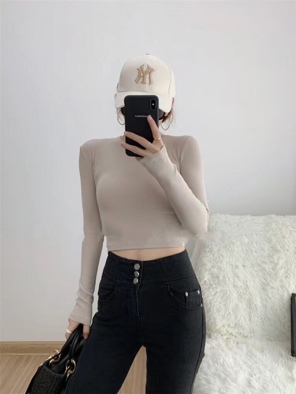 955