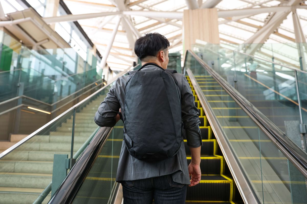 適合旅行的背包 - Able Carry Max EDC
