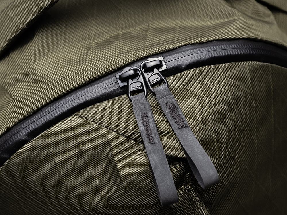 Zippers2.jpg Zippers2.jpg