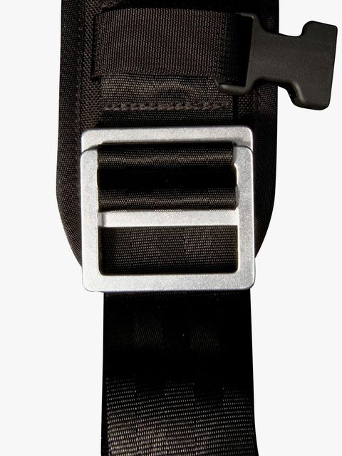 MessengerStrap-00-Product03_1200x1600.jpg