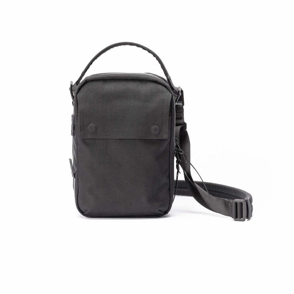 kompak-small-mens-crossbody-bag_1050x1050