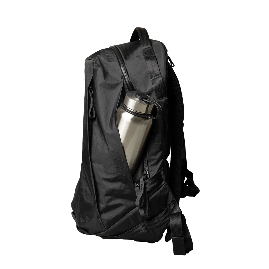 DailyPlus-X-PacBlack-Bottle_1200x