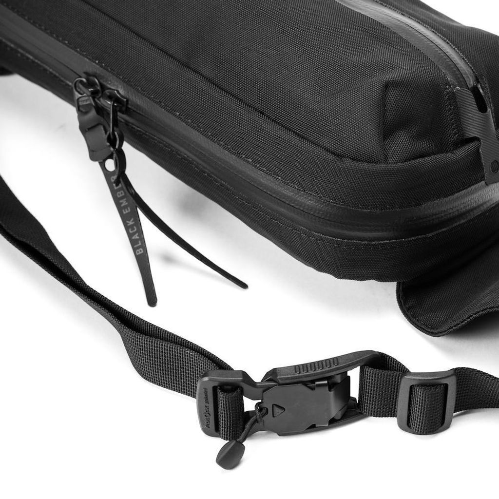 waterproof-sling-bag_1000x.jpg