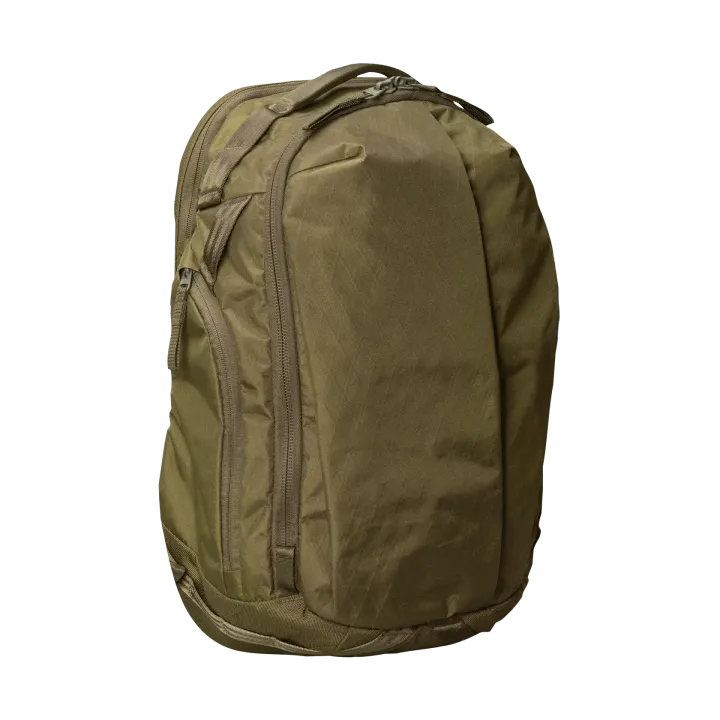 MaxEDC_EarthGreen_Right_f0d911c4-9750-4a9c-83a8-f8a0d8fb88e1_1680x