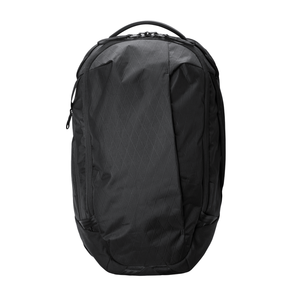 MaxBackpack32LTarmacBlack-Front_1680x