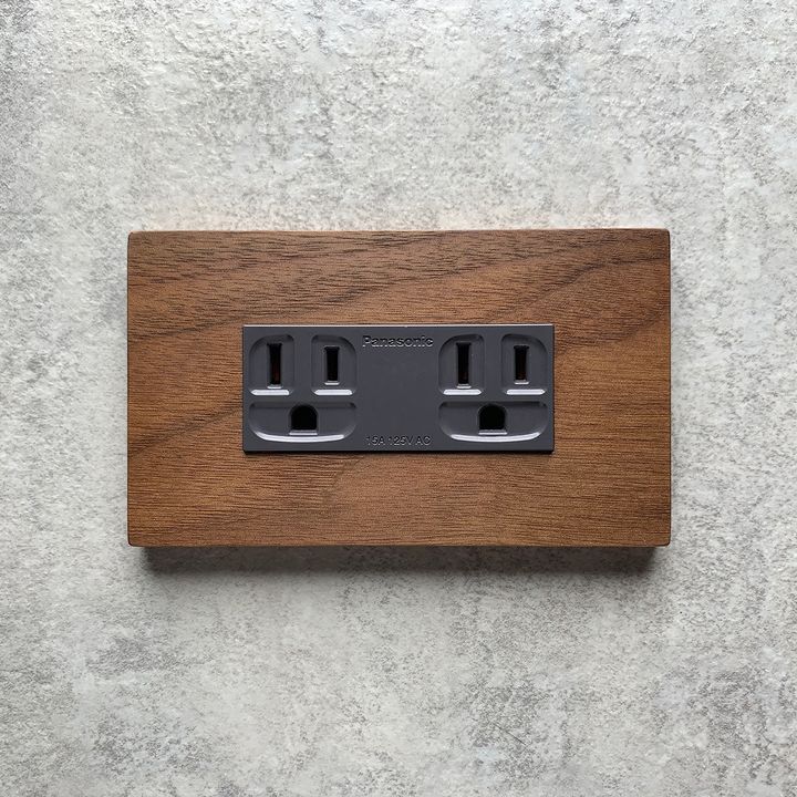 Flat-灰-胡桃-5.5雙插座-專用.JPG