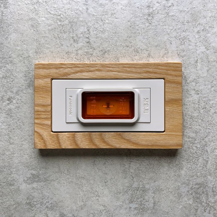 Flat-白-梣-緊急壓扣-小.JPG
