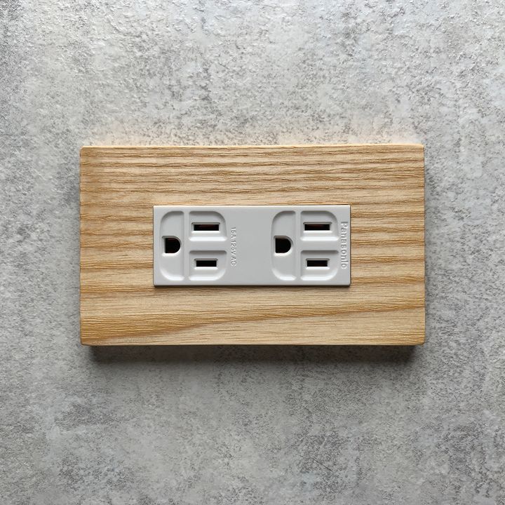 Flat-白-梣-雙插座-專用.JPG