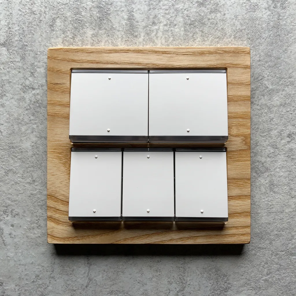 Flat-Decolite-梣-5開.JPG