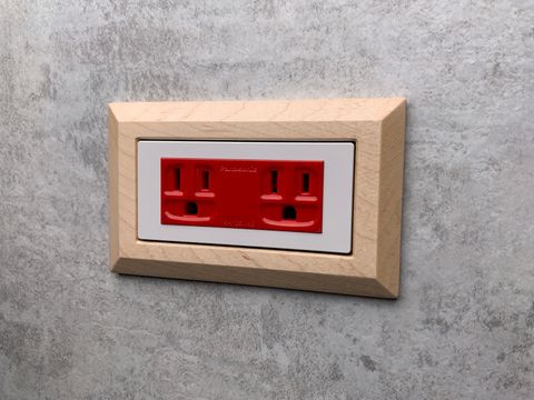 Bevel-楓木-雙插座 (緊急電源用)-5.5mm2絞線用 - 紅色 WNF151236R + WTFF3113W + WTFF3710.JPG