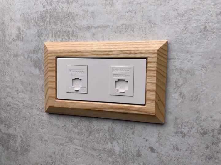 Bevel-梣木-網路插座CAT6+電話插座 NRF3170W + WNF2164W + WTFF3112W + WTFF3710.JPG