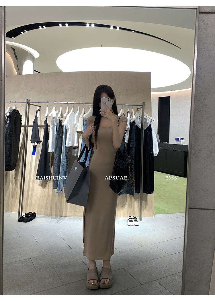 1687097578635_390420