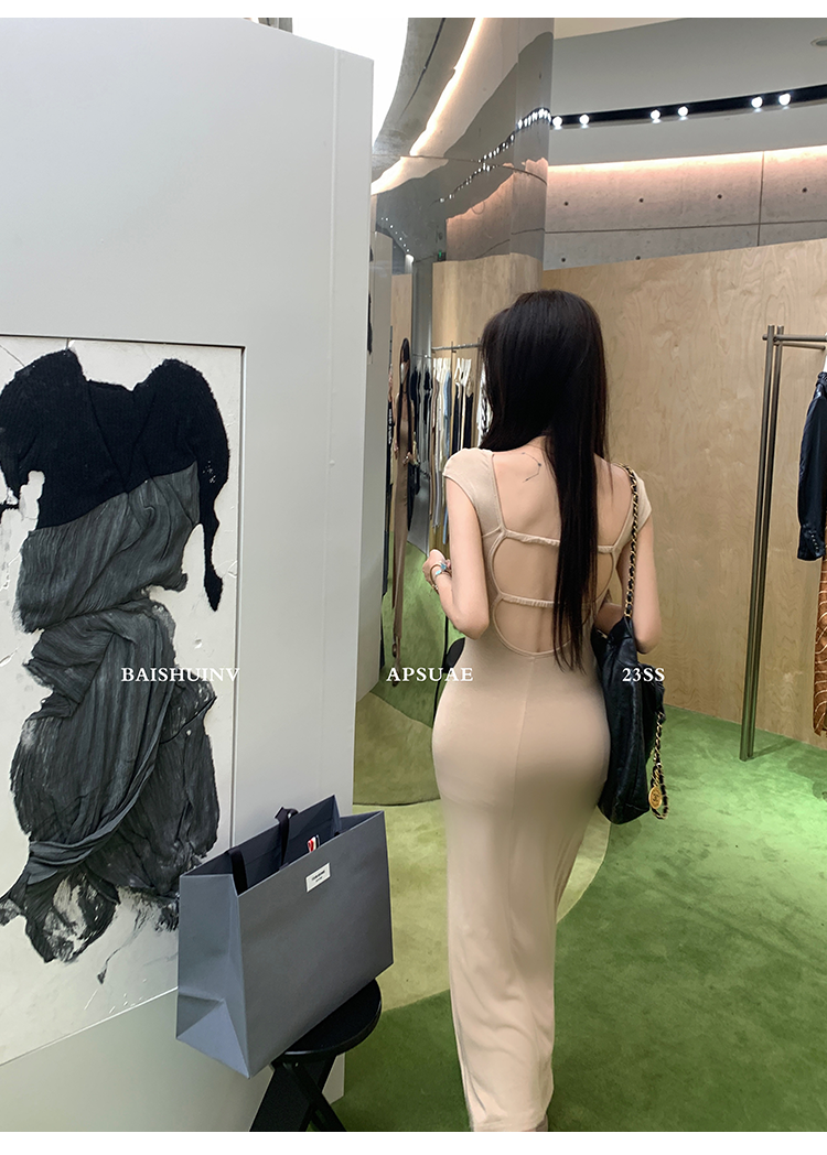 1687097578884_902859